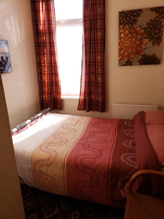 Fernlea Hotel Блекпул Екстериор снимка